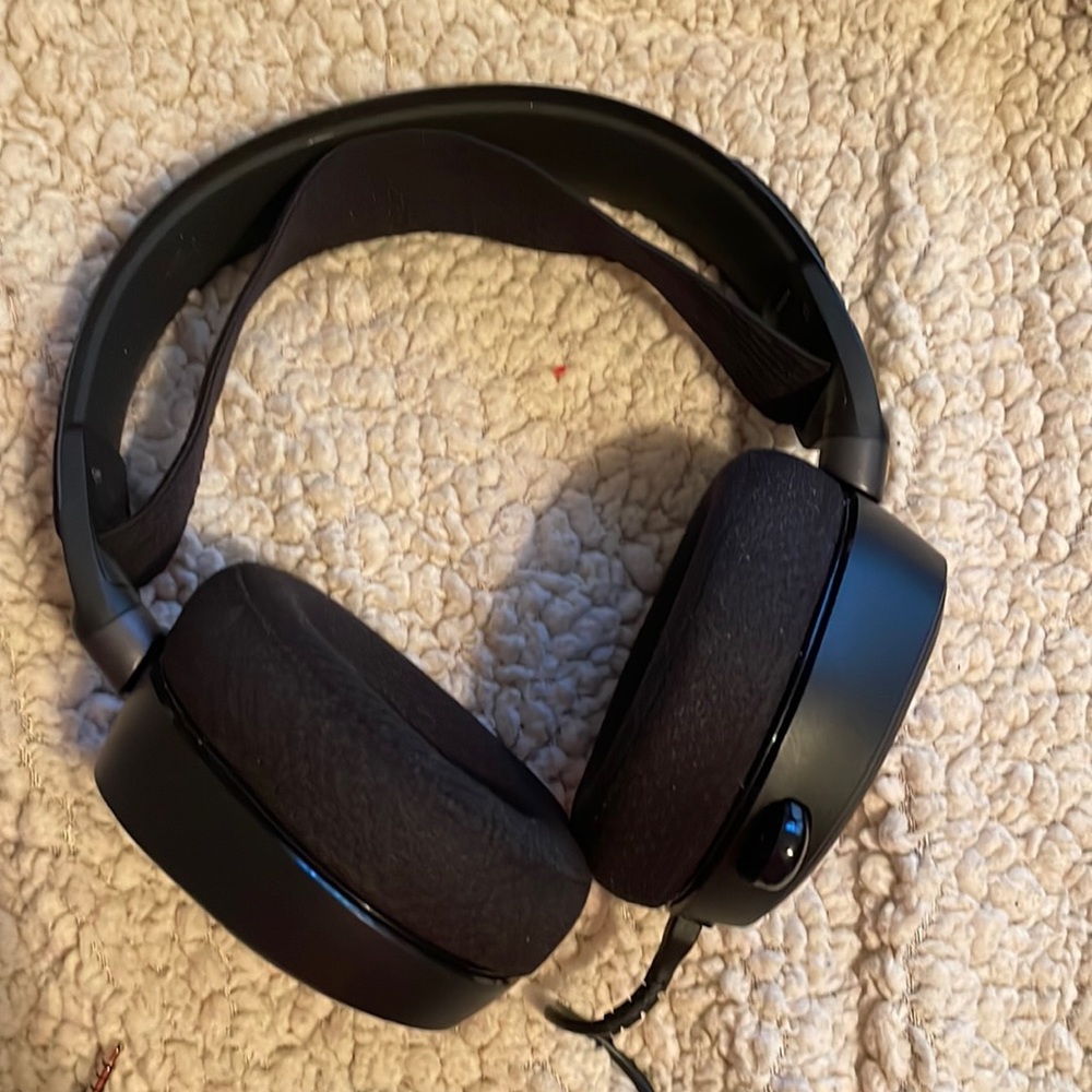 Steel series Arctis pro wired headphones